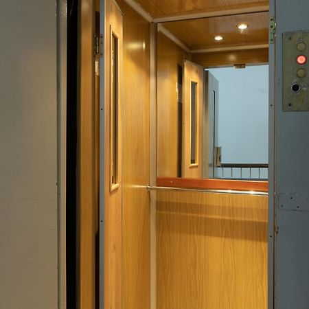 בוקרשט Metropole Apartments Ateneum Residence מראה חיצוני תמונה